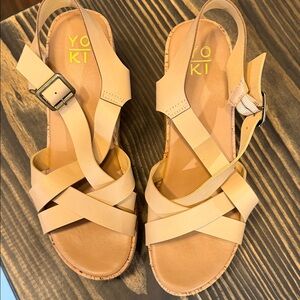 Yoki Women's Cream Strappy Sandals - Never Worn